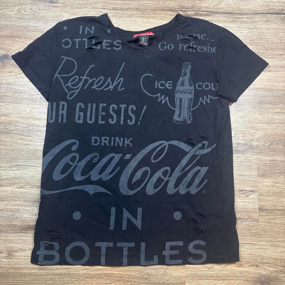 Coca-Cola Women's‎ Black T-shirt